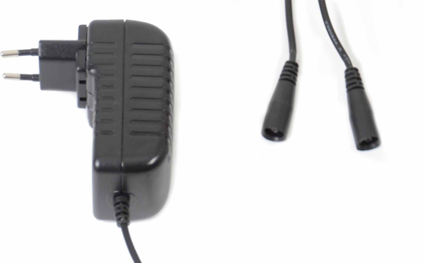 Image of Klan-e Charger 7.4V / 2A Chargeur 7.4V / 2A