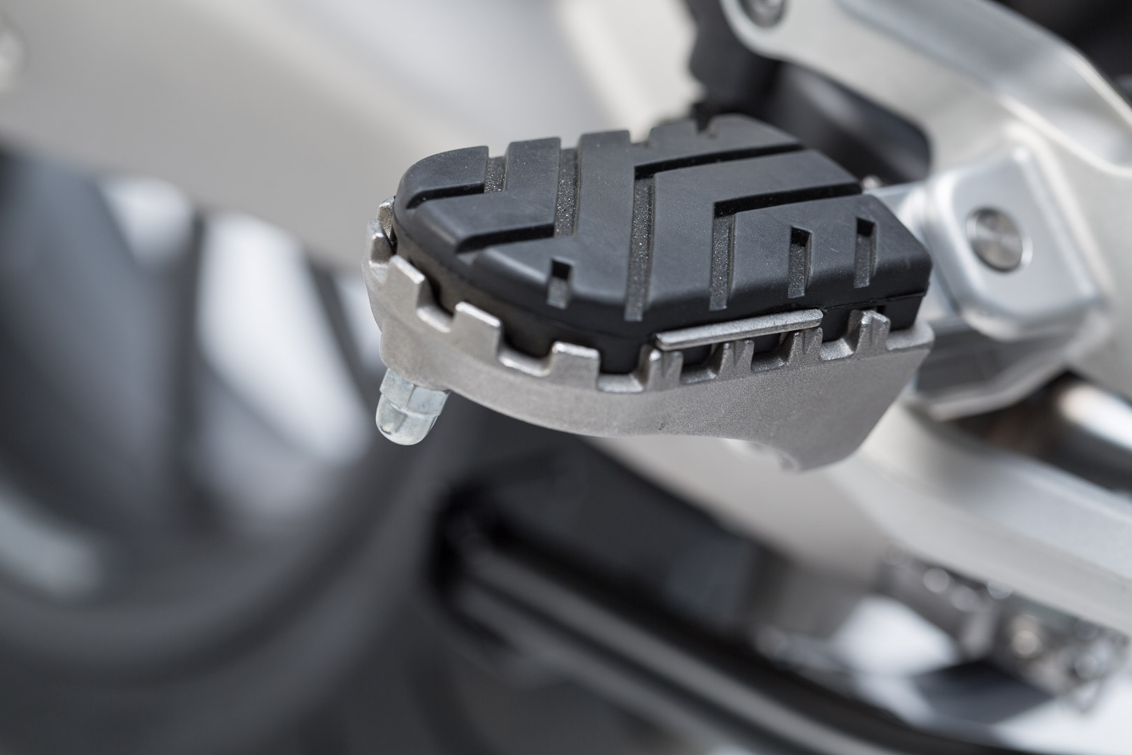 SW-Motech Kit de repose-pieds ION - BMW R 1200 R/RS (15-), R 1250 R...