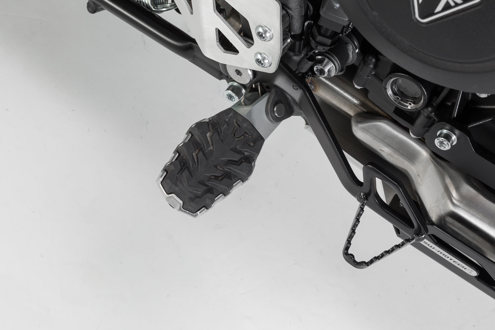 SW-Motech Kits de repose-pieds EVO - Triumph Tiger 800 (10-) / 1200... Noir Argent