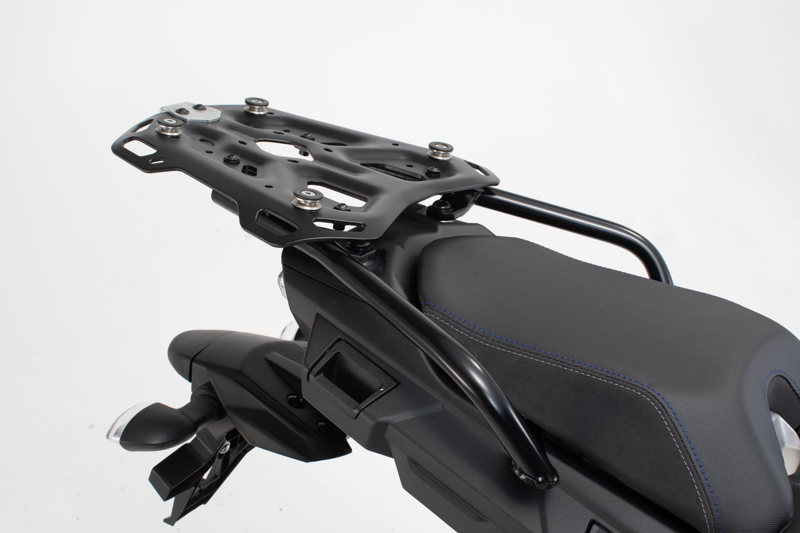 SW-Motech Porte-bagages ADVENTURE-RACK - Noir. Yamaha MT-09 Tracer/... Noir