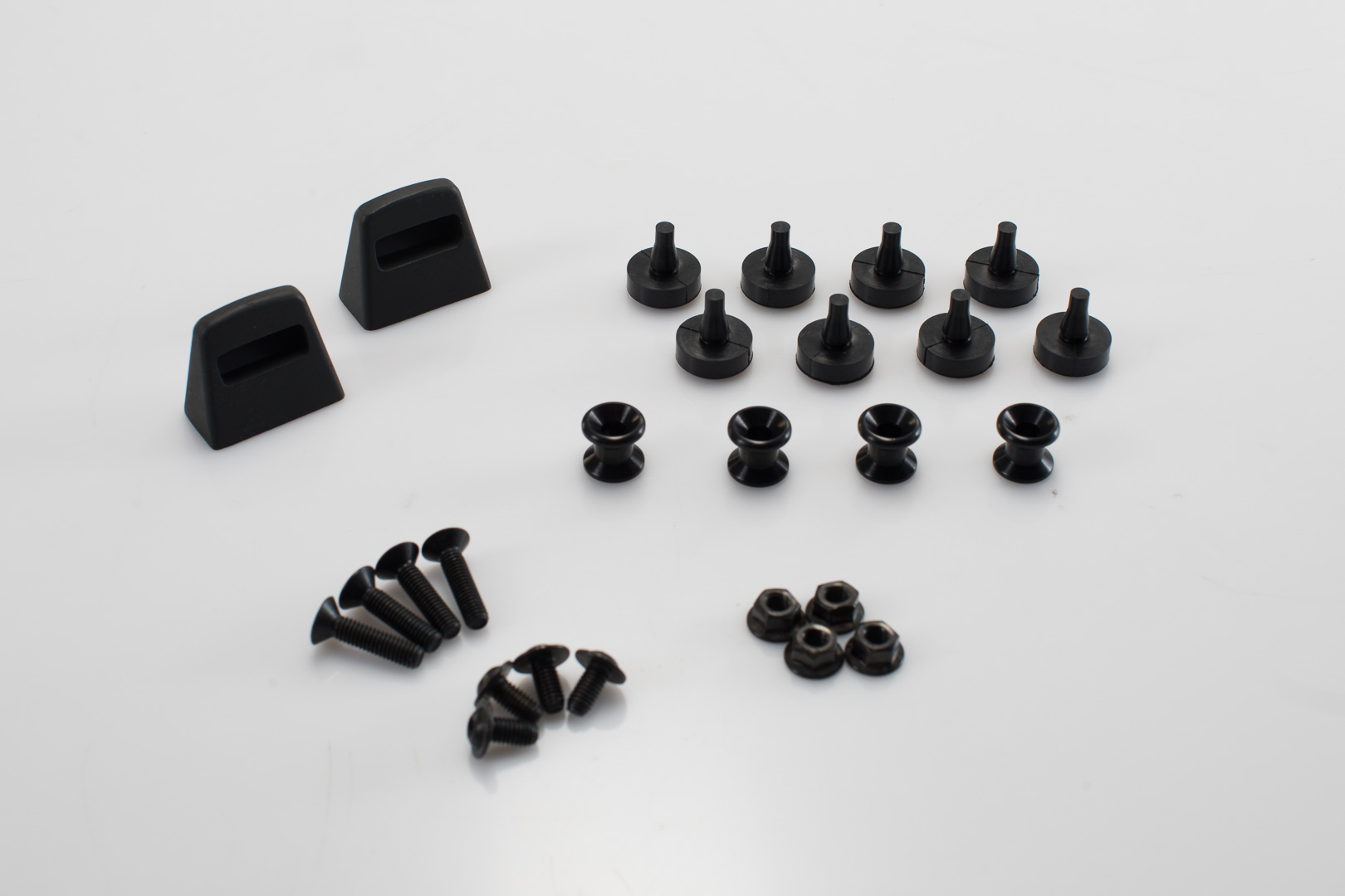 SW-Motech Kit d’adaptation sur support de valises PRO - Pour valise...