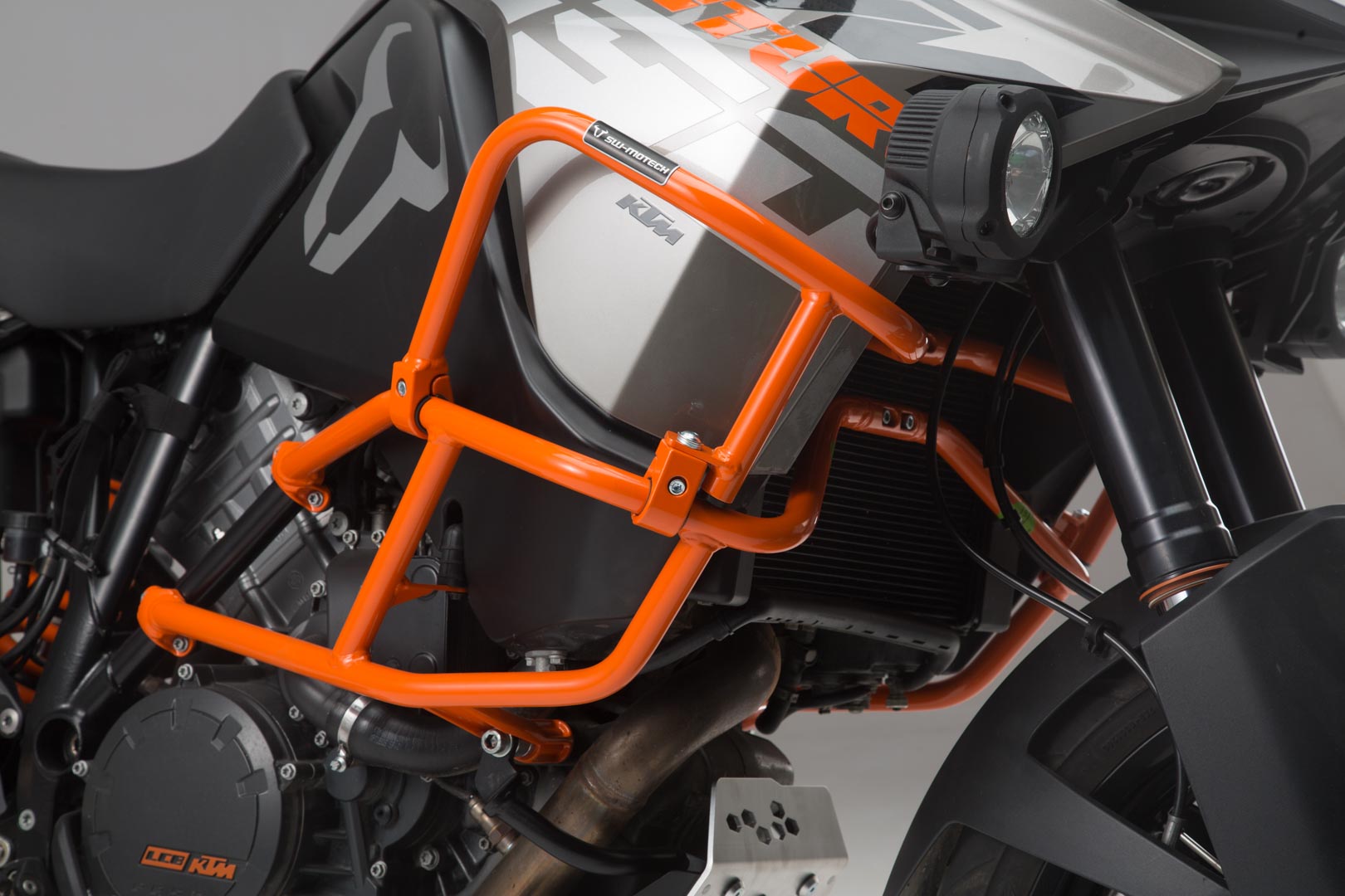 SW-Motech Crashbar supérieur pour crashbar d’origine KTM - Orange. ...