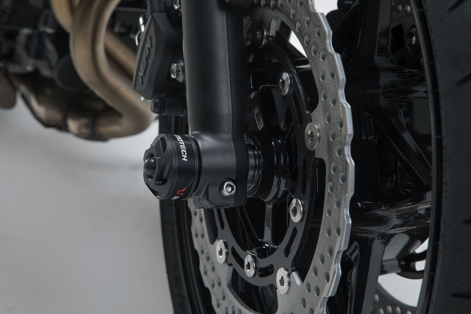 SW-Motech Roulettes de protection de fourche - Noir. Kawasaki Z650 ...