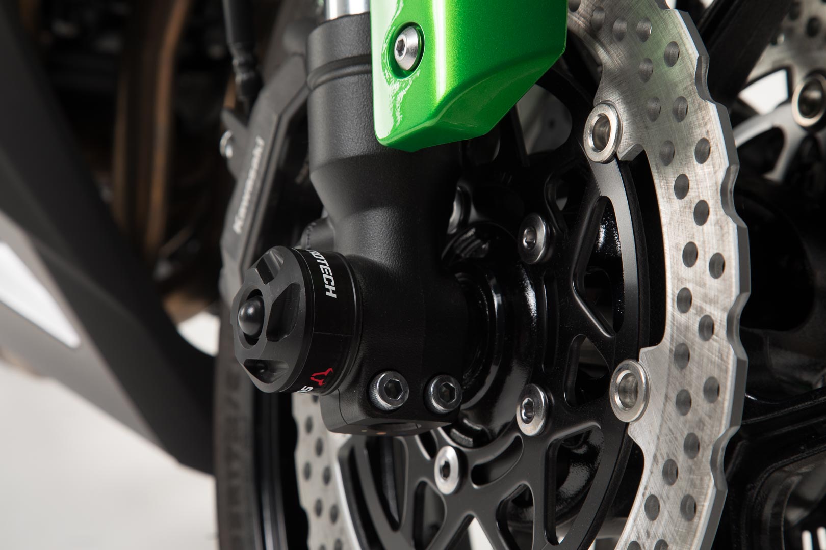 SW-Motech Roulettes de protection de fourche - Noir. Kawasaki Z 100...
