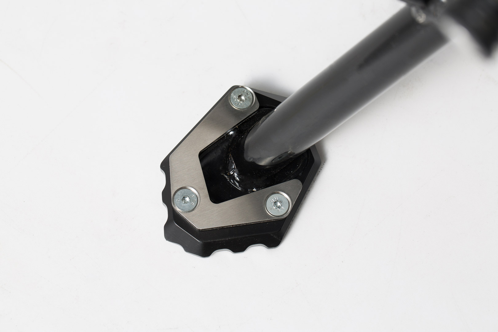 SW-Motech Extension de pied de béquille latérale - Noir/Gris. Honda...