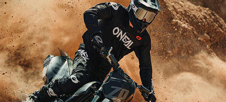 Oneal 2025 dirt bike