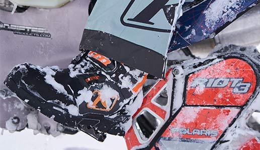 Klim スノーモービルウェアをオンラインでお得な価格で購入