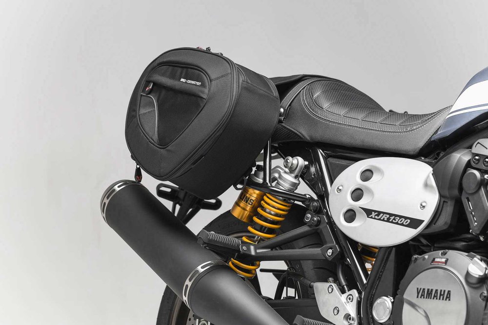 SW-Motech BLAZE saddlebag sett - svart / grå. Yamaha XJR1300 (15-).