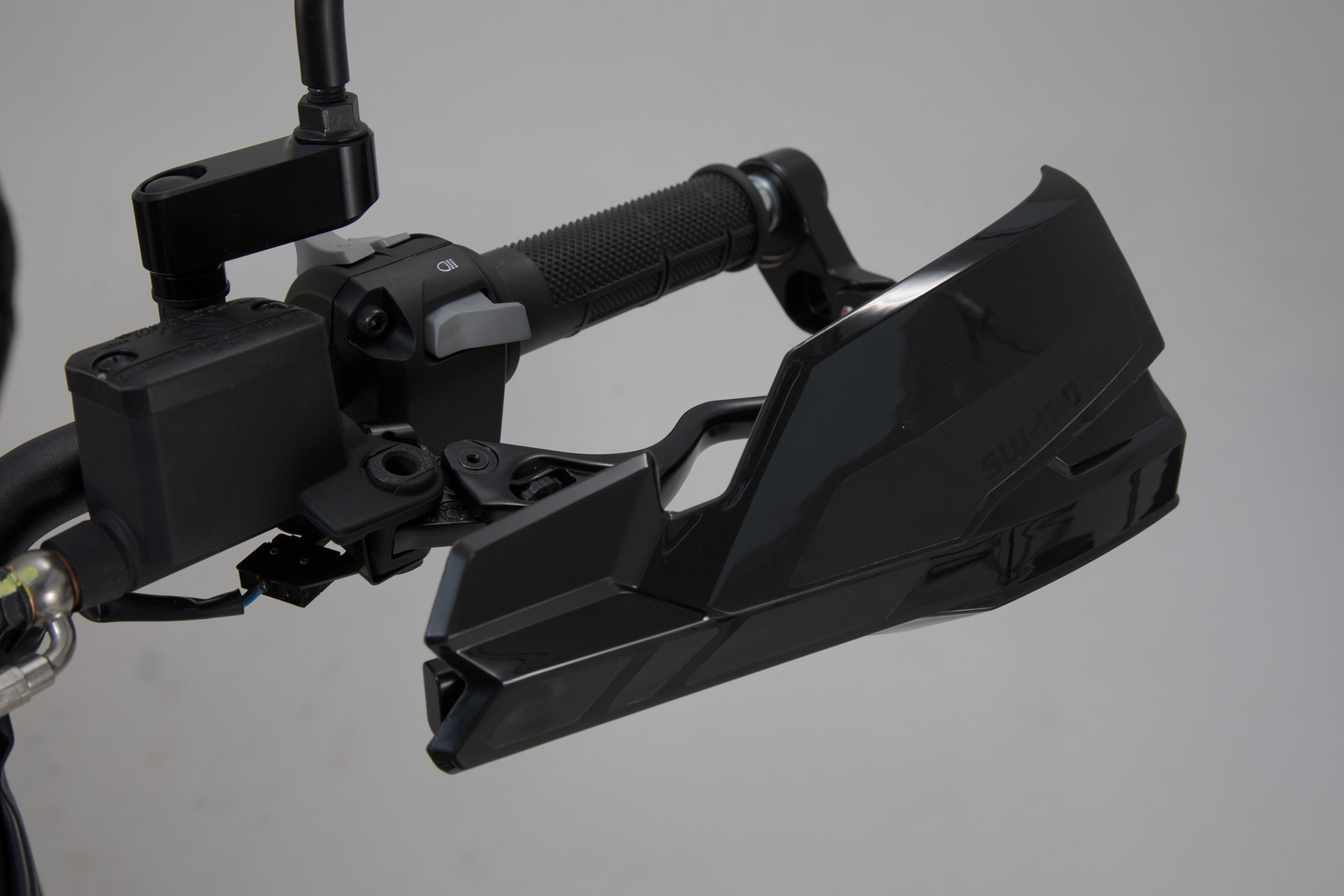SW-Motech Noir. Pour guidon creux de 22 mm (7/8 Inch). - Noir. Pour guidon creux de 22 mm (7/8 Inch).