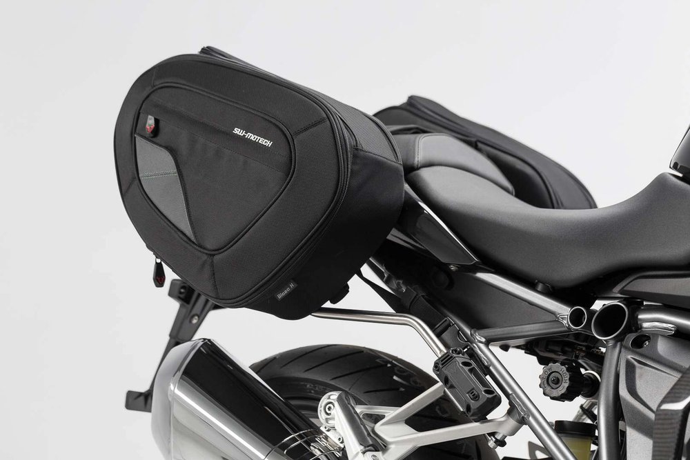 SW-Motech Sacoches latérales BLAZE version haute - Noir/Gris. R1200R/RS (14-), R1250R/RS (18-).