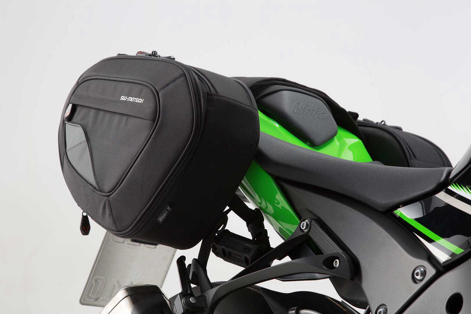 SW-Motech BLAZE H Satteltaschen-Set - Schwarz/Grau. Kawasaki ZX-10R (15-)., schwarz