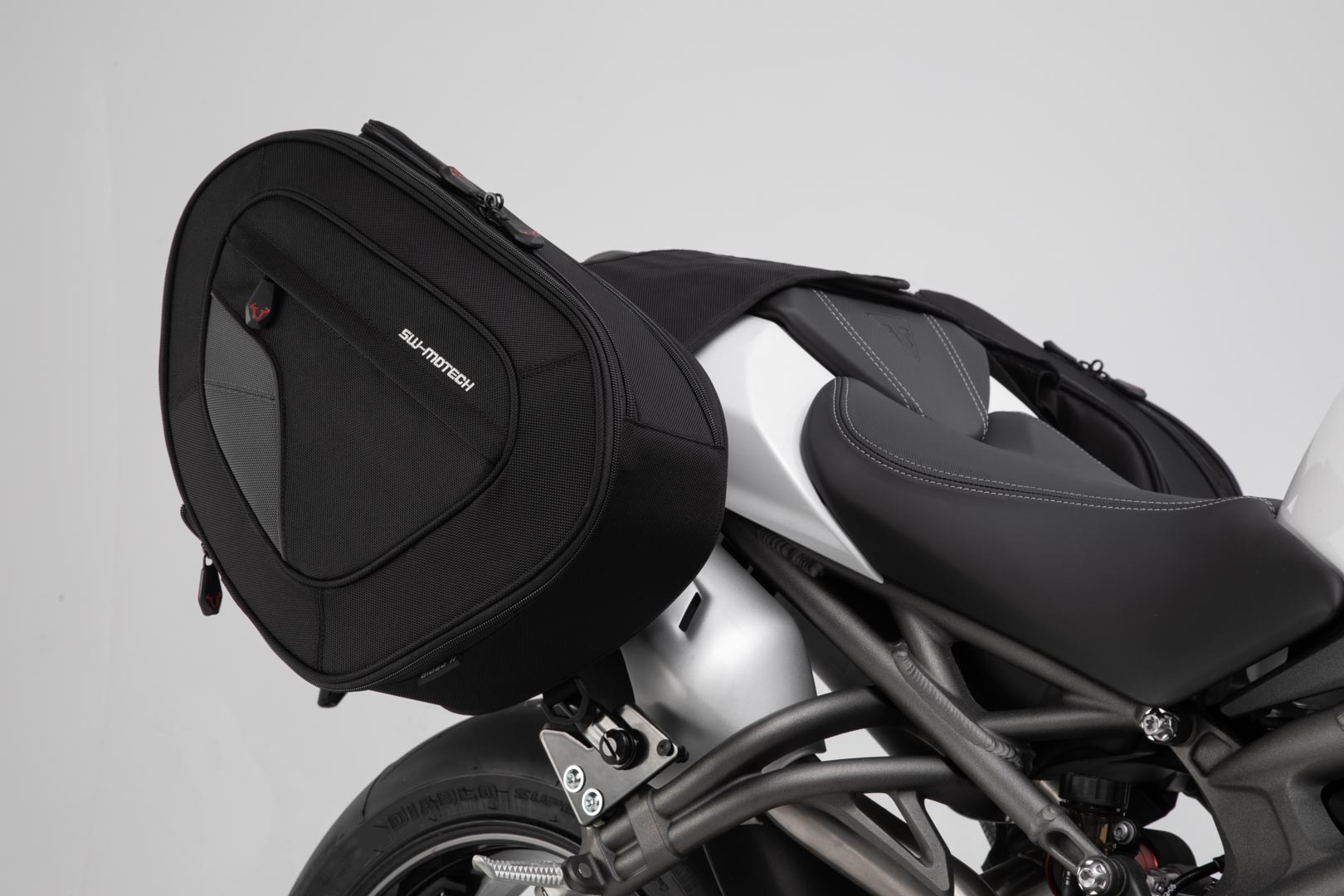 Sw motech blaze street outlet triple