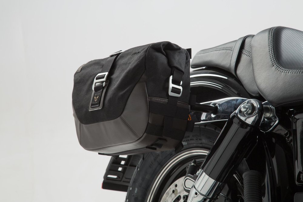 SW-Motech Legend Gear sistema de bolsa lateral LC - Harley Davidson Dyna Fat Bob (08-).