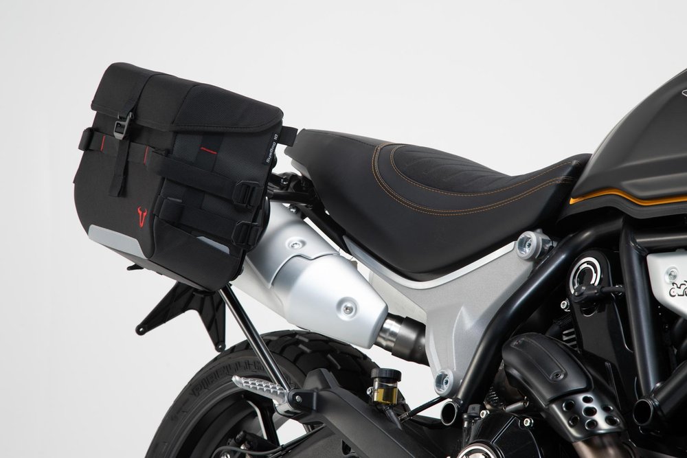Ducati scrambler 1100 luggage clearance