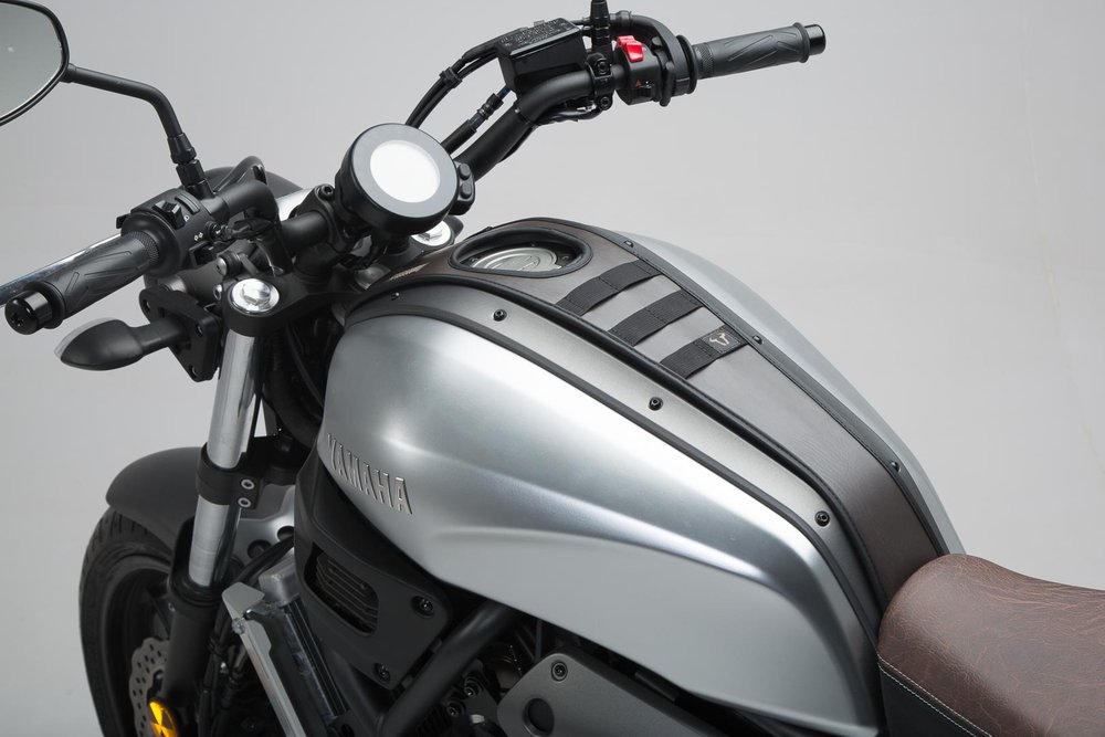Xsr 700 tank cover clearance