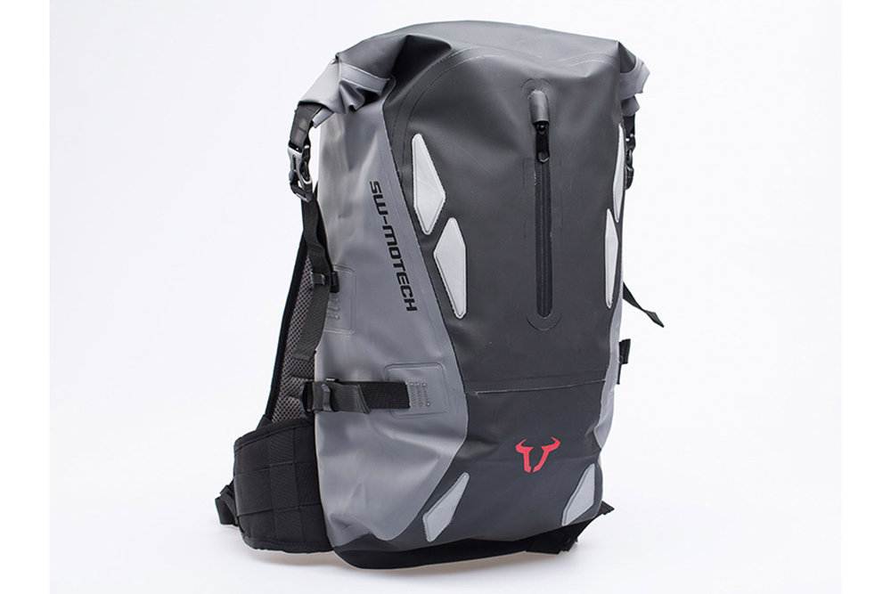 Mochila SW-Motech Triton - 20 l. Cinzento/Preto. Impermeável.