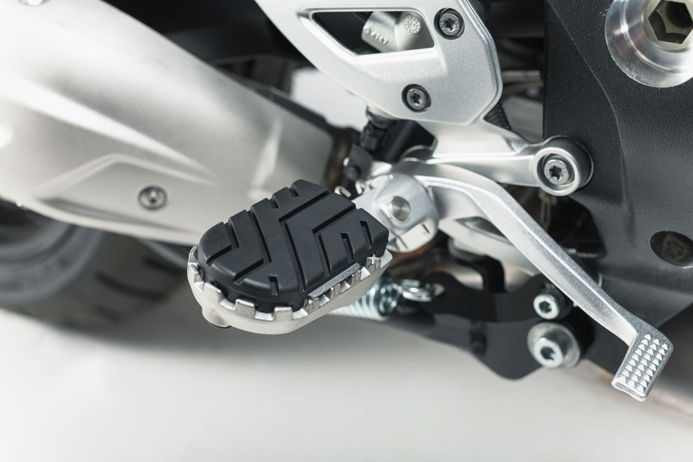 SW-Motech ION footrest kit - BMW S 1000 XR (15-), F 750/ 850 GS (17-).