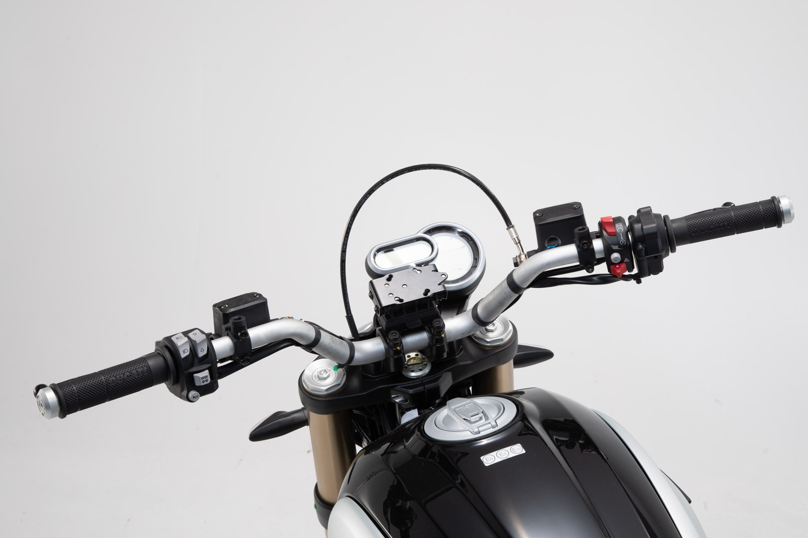 Image of Supporto GPS SW-Motech per manubrio - Nero. Ducati Scrambler 1100 Sport (17-)., nero
