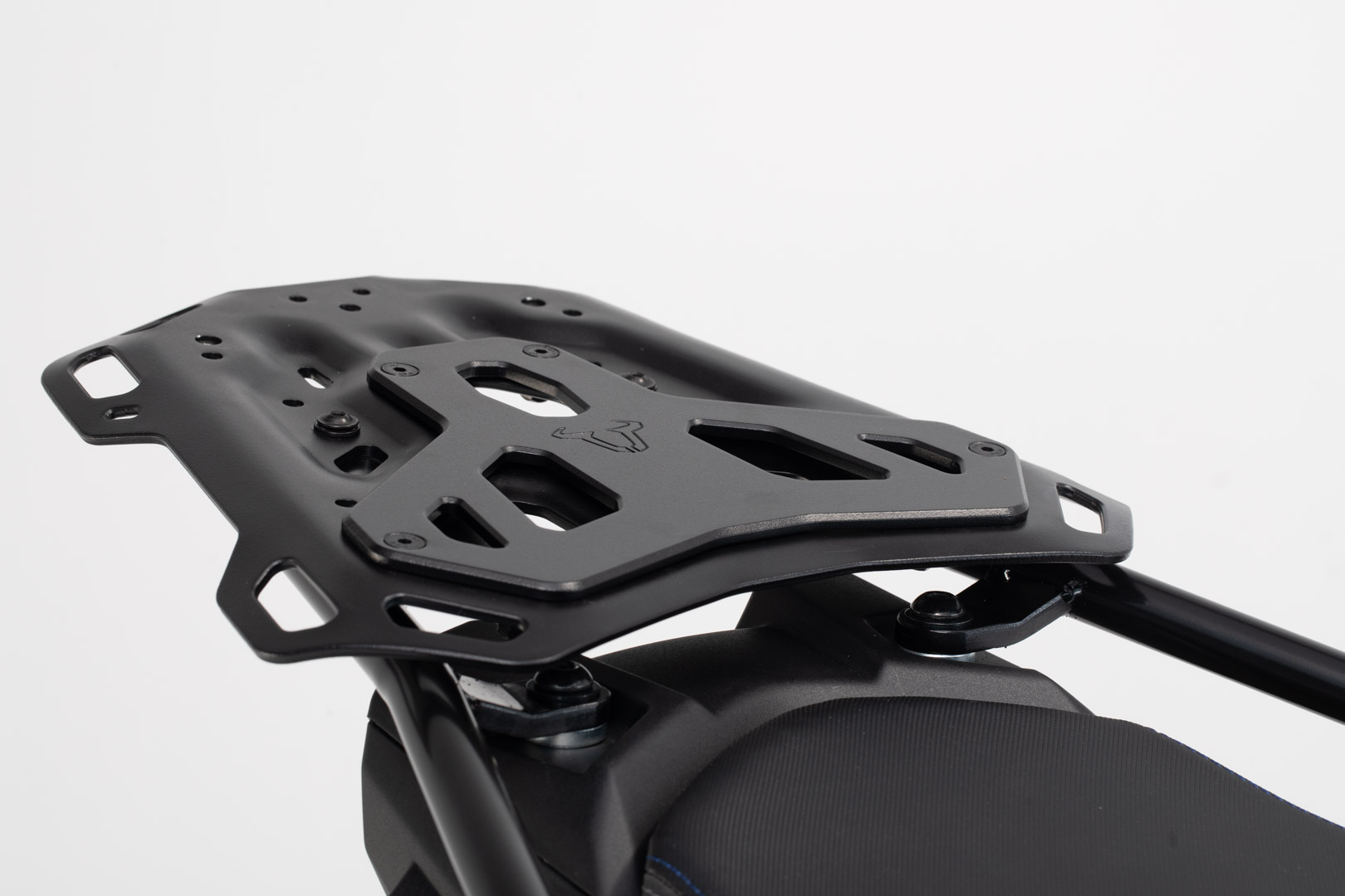 SW-Motech Adapterkit für ADVENTURE-RACK Gepäckträger - Für STREET-RACK Adapterplatte auf ADVENTURE-RACK., schwarz, schwarz