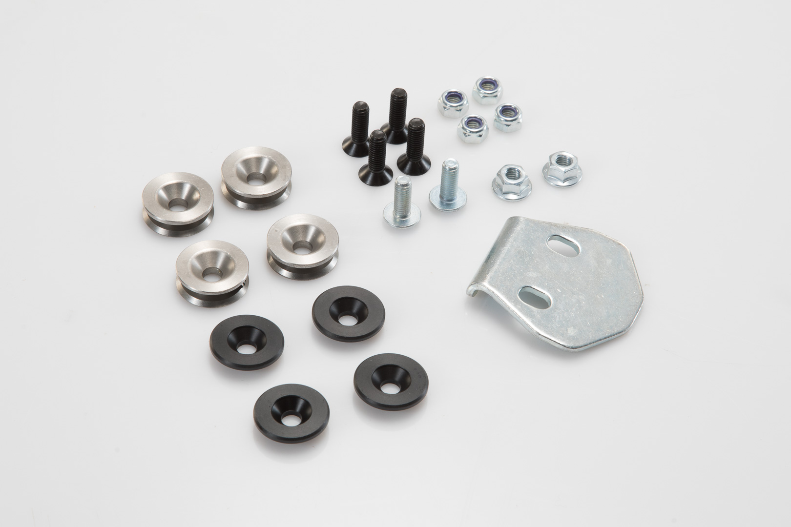 SW-Motech Adapterkit für ADVENTURE-RACK Gepäckträger - Für TRAX ADV/ION/EVO. Schwarz., schwarz-silber, schwarz-silber