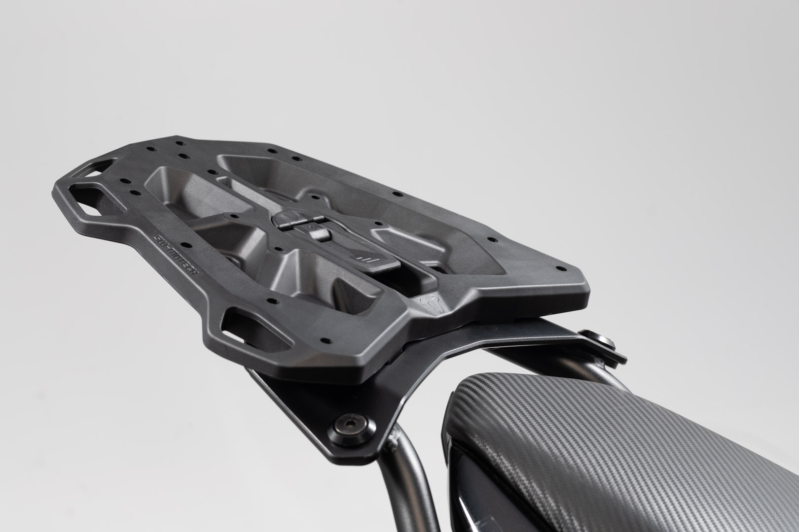 SW-Motech Adapterplatte für STREET-RACK Gepäckträger - Grundplatte. Ohne Aufnahme für Topcase., schwarz, schwarz