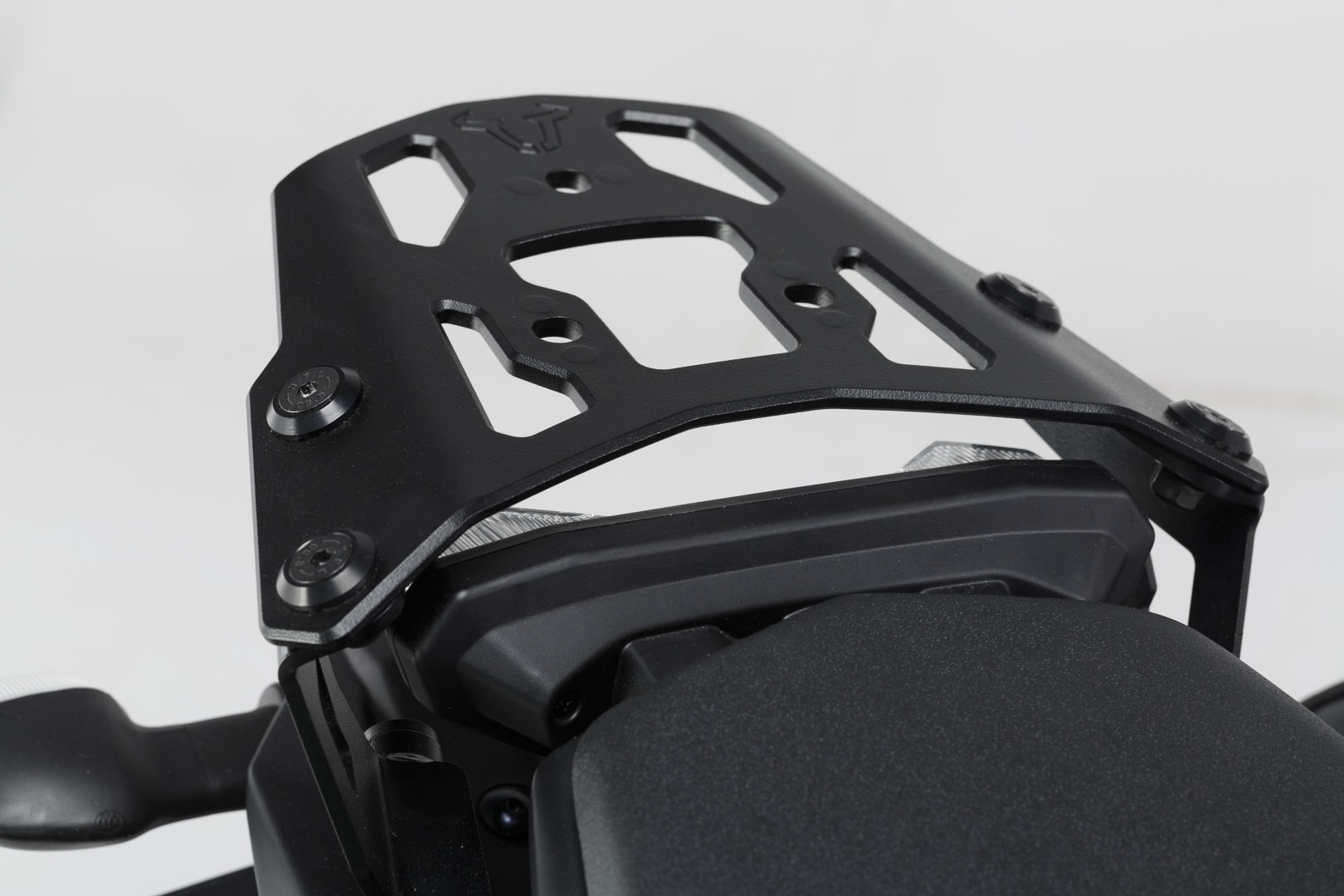 SW-Motech ALU-RACK Gepäckträger - Schwarz. Yamaha MT-09 (13-16)., schwarz