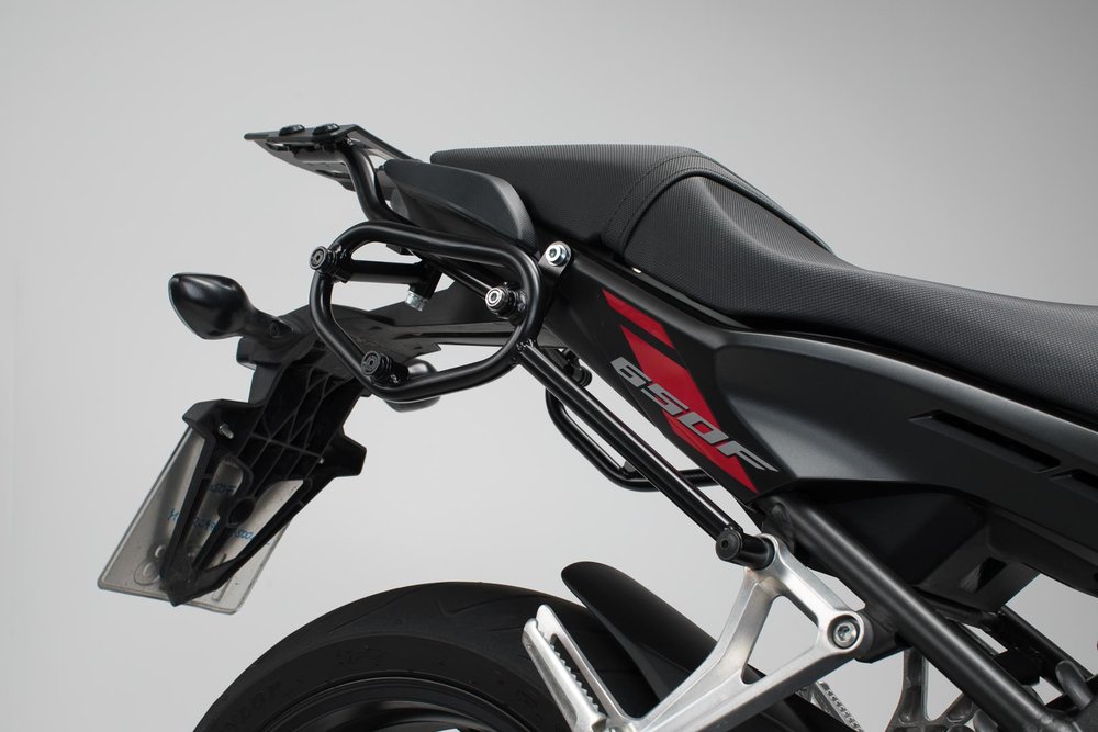 SW-Motech SLC side carrier høyre - Honda CB650F (14-18) / CBR650F (16-18).