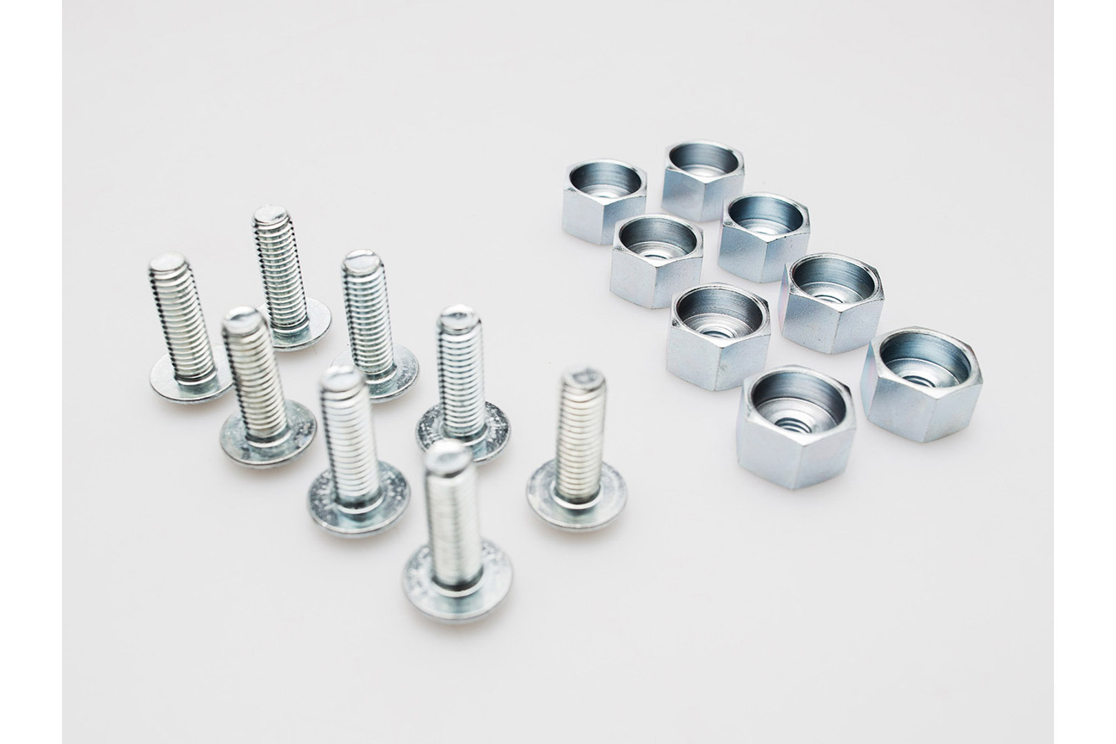 SW-Motech 8 pcs. Remplace QUICK LOCK. Montage permanent. - 8 pcs. Remplace QUICK LOCK. Montage permanent.