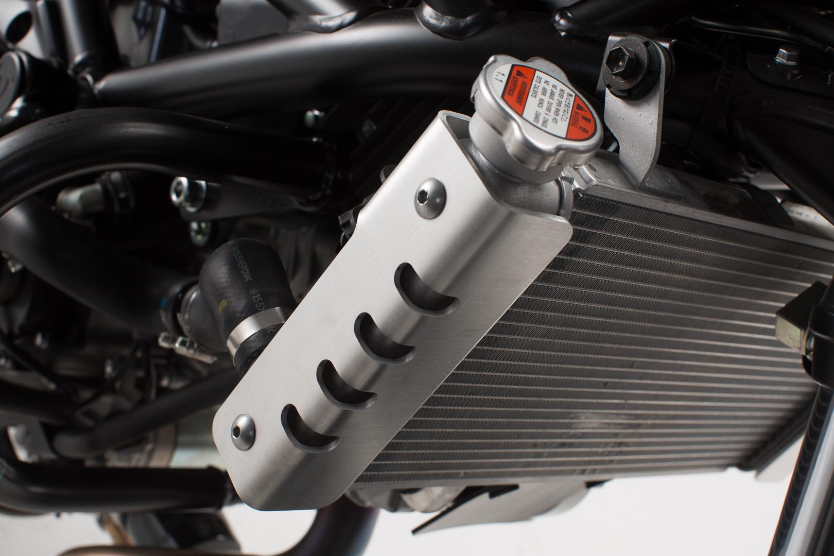 SW-Motech Kühlerschutz - Silbern. Suzuki SV650 ABS (15-)., silber