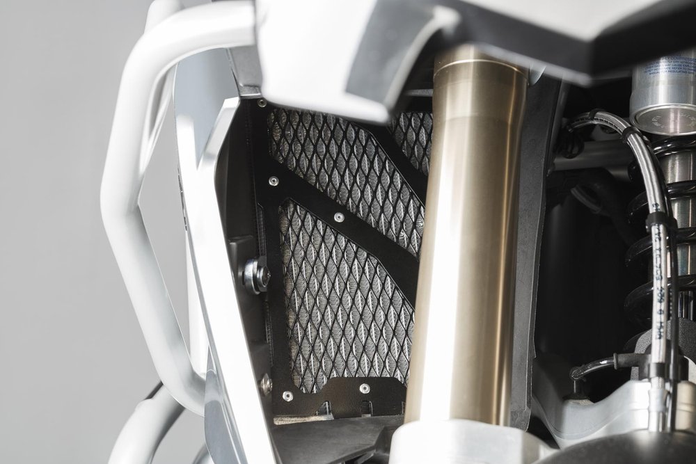 SW-Motech 散热器防护罩 - 黑色/银色。宝马 R 1200 GS LC （12-16）。