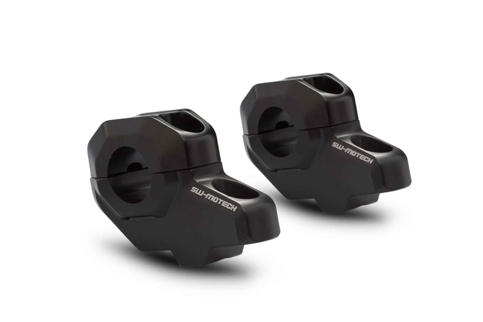 SW-Motech Lenkerverlegung für Ø 22 mm Lenker - H=30 mm. Verlegung um 21 mm. Schwarz.