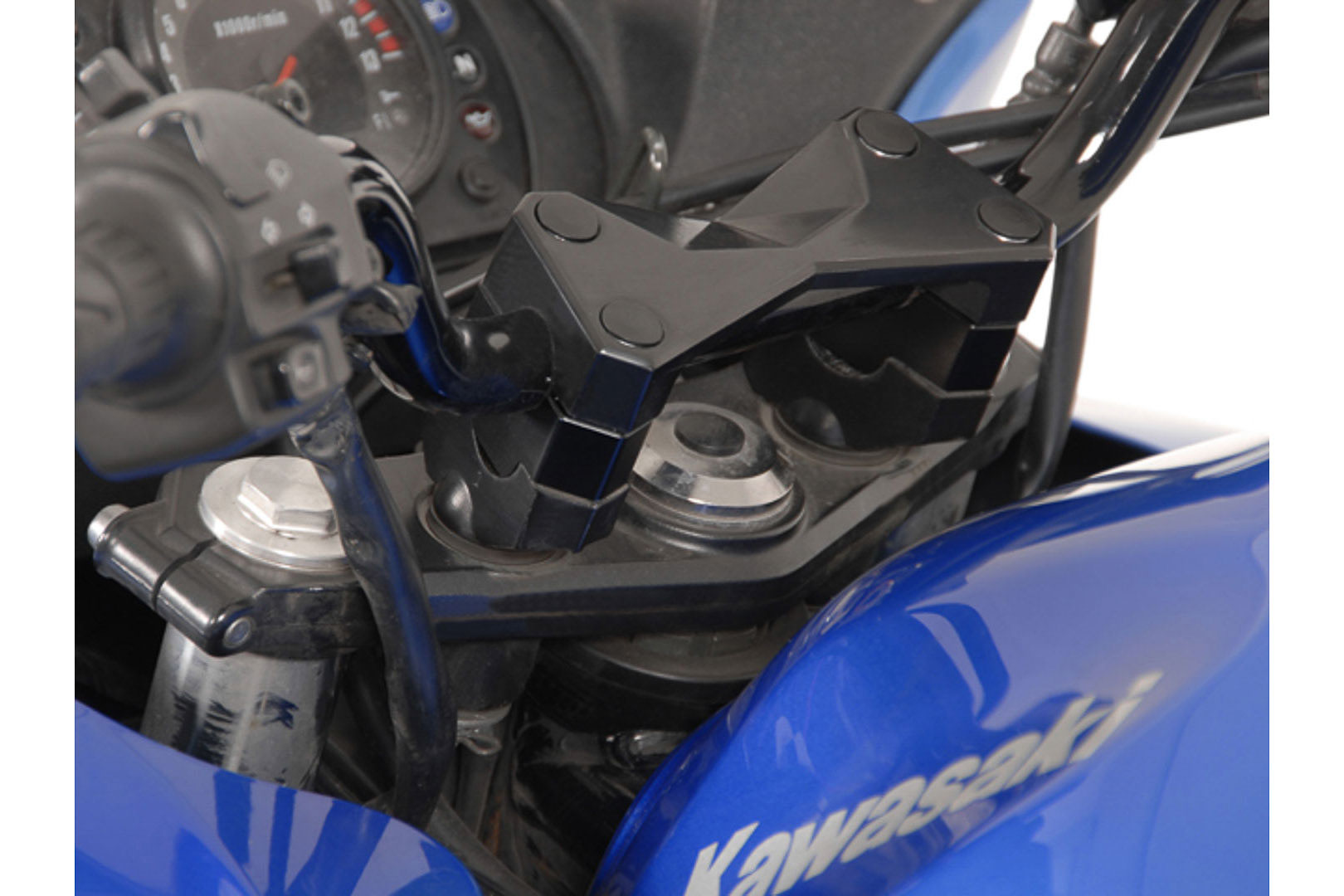 SW-Motech Bar riser - H=20 mm. Black. Kawasaki Z750/R/S, Z1000., black