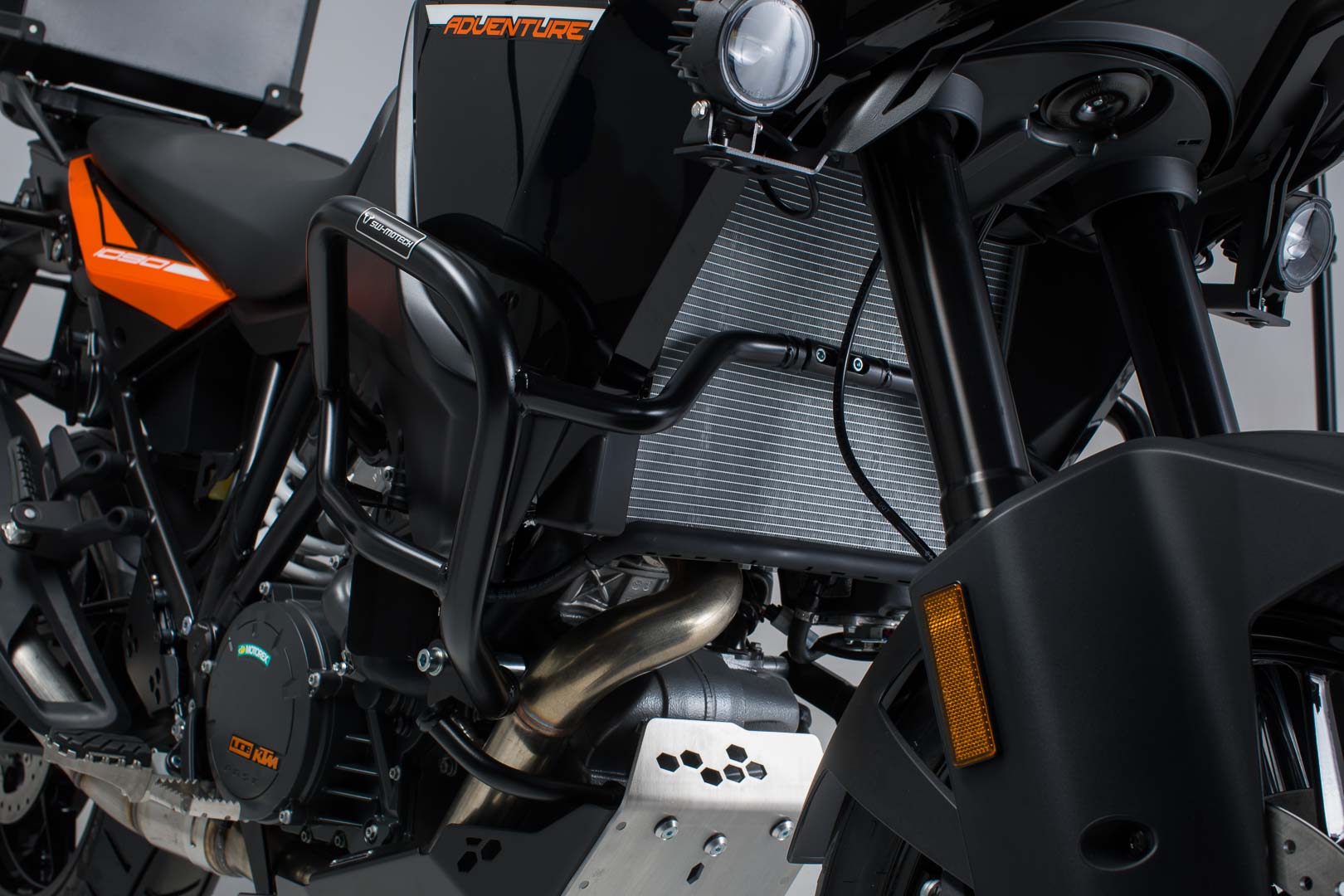 Sw-Motech Unisex Black Crash Bar - Ktm 1050/1090 Adv, 1290 Sadv S.