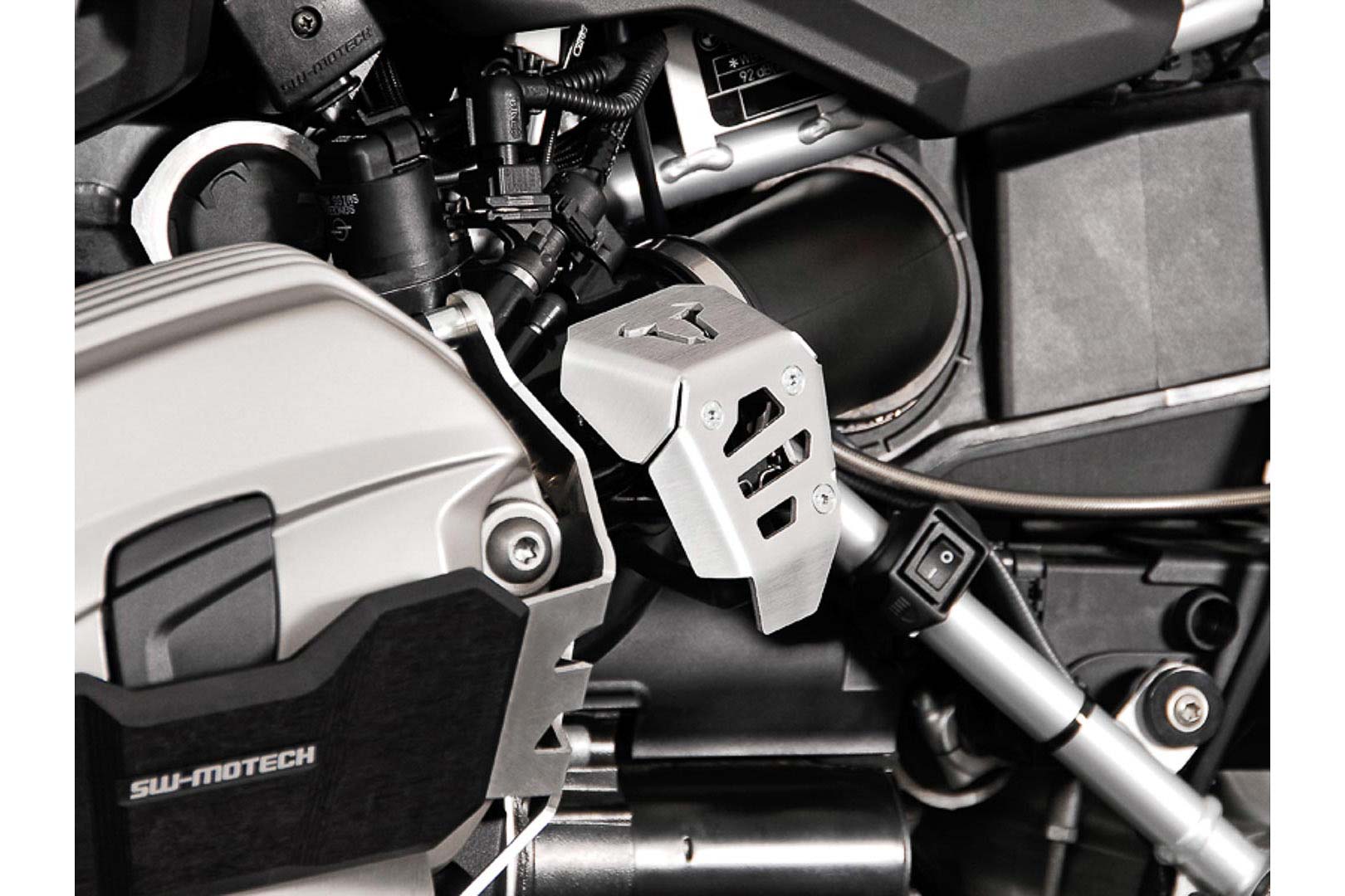 SW-Motech Potentiometerschutz - Silbern. BMW R 1200 GS (08-12) / R nineT (14-)., silber