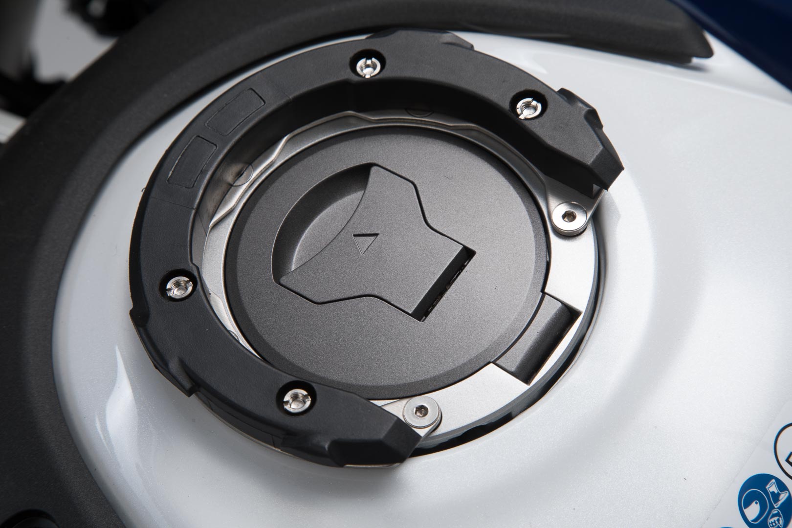 SW-Motech EVO tank ring - Black. For tank with 5 screws. Honda., black