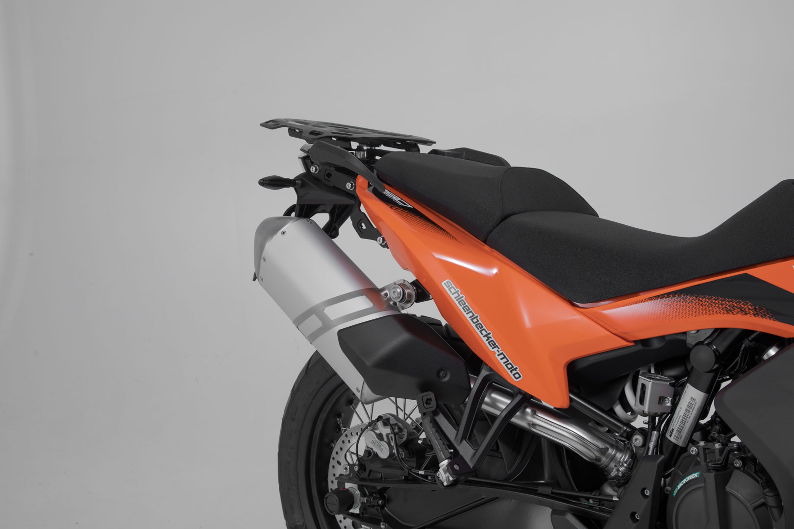 Side view of SW-Motech PRO side carrier - Black. KTM 790 Adv/ R, 890 Adv/ R 890 SM T.