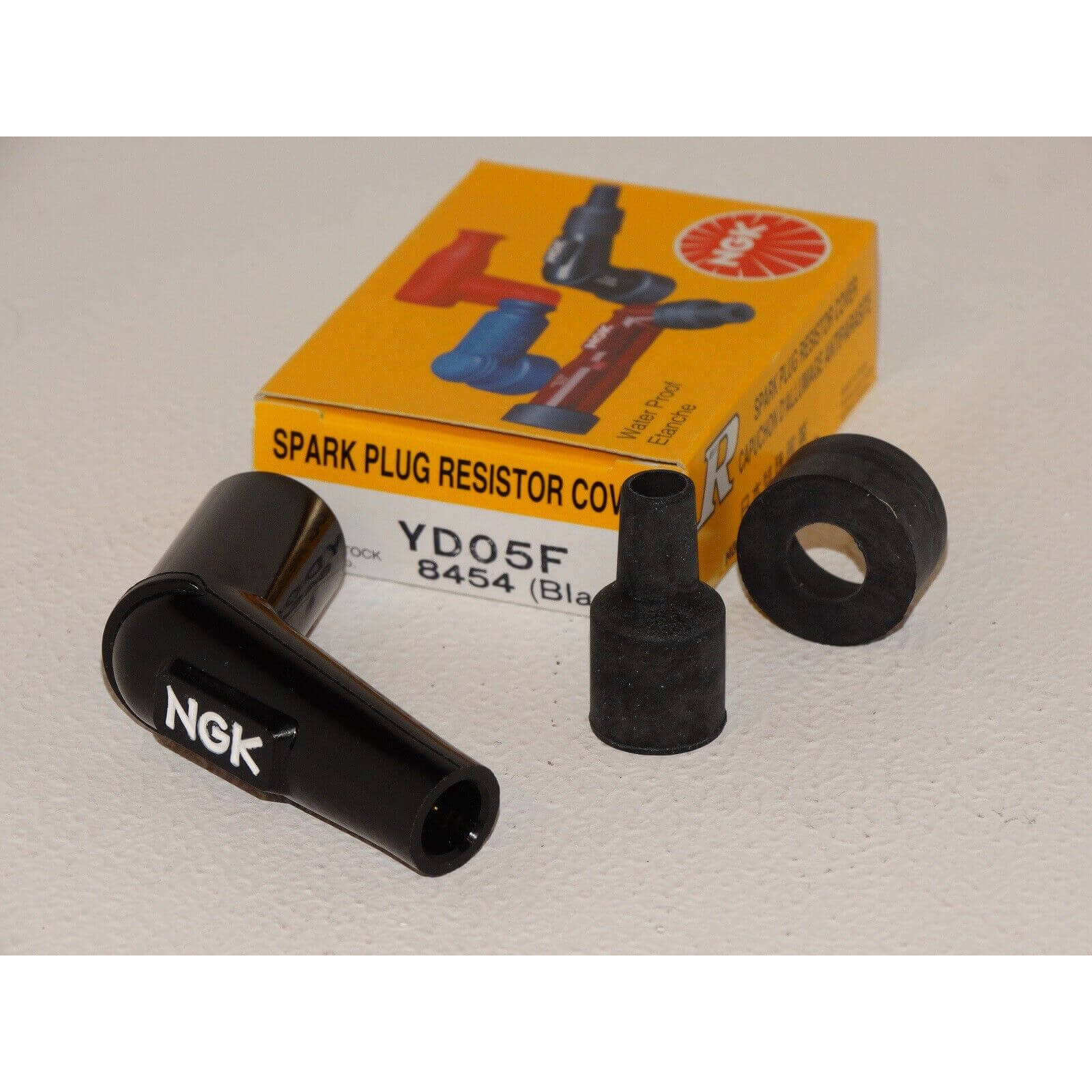 Ngk Unisex Plug Connector Yd-05 F, For 12 Mm Plug, 120°