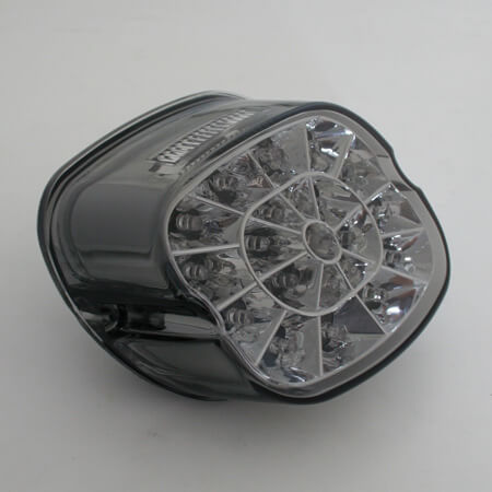 SHIN YO LED baglygte, tonet glas og krom reflektor, for mange HD-modeller 1973-1998