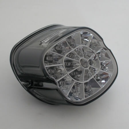 SHIN YO LED takavalo, sävytetty lasi ja kromi heijastin, monissa HD-malleissa 1973-1998
