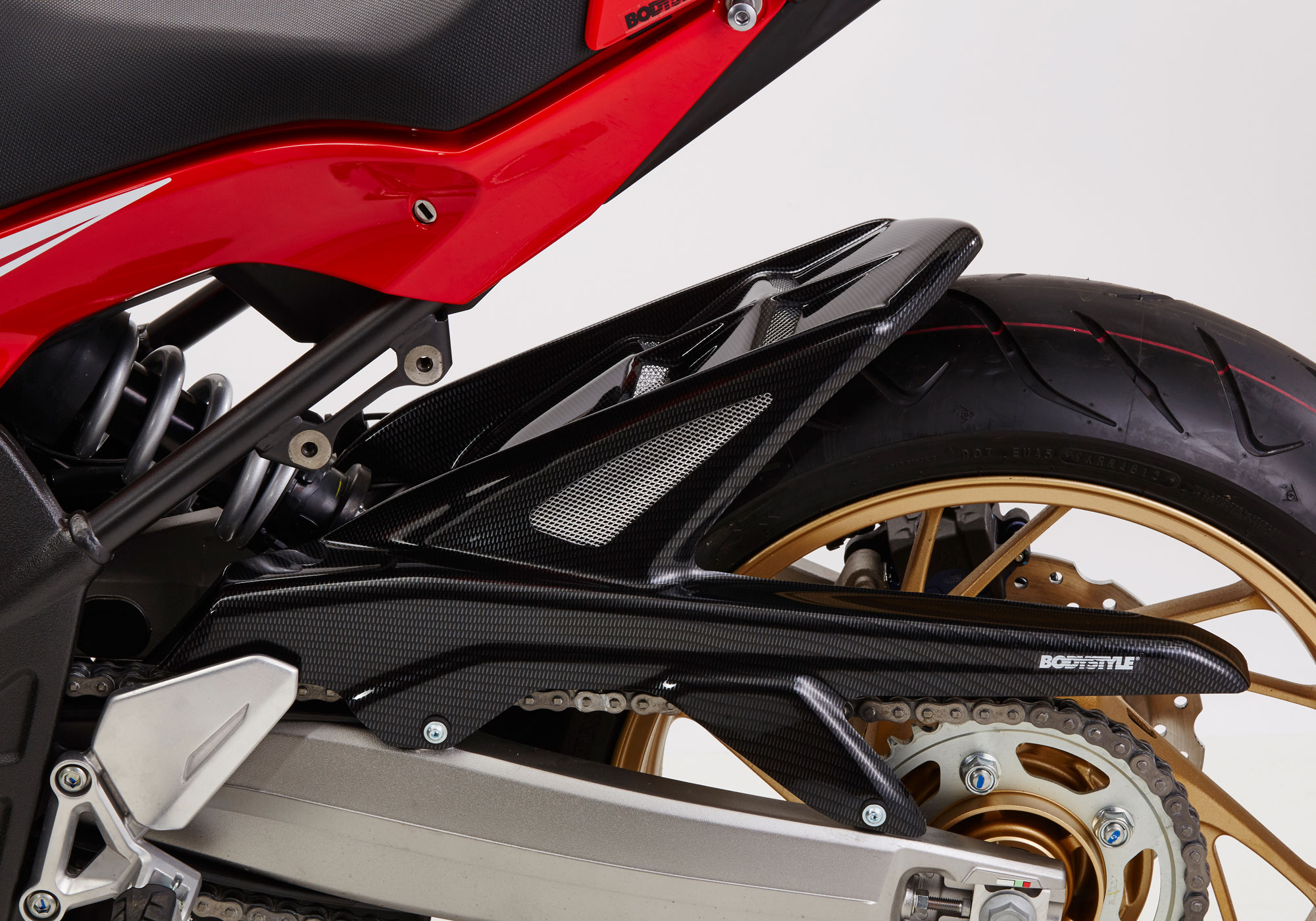 BODYSTYLE rear hugger ABS plastics carbon look, carbon