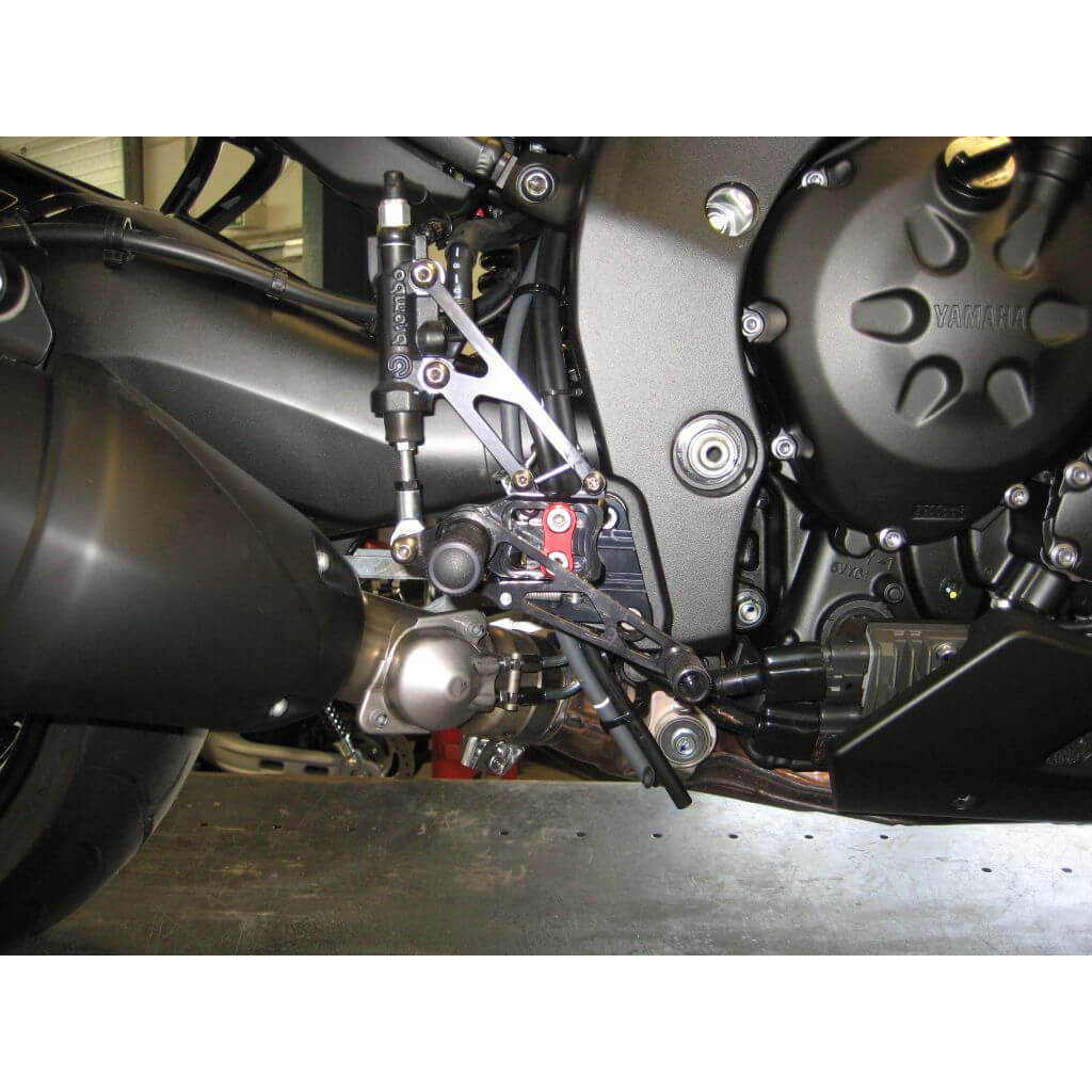 Einstellbare Fußrasten Aus Alu Für Yamaha FZ1 & Fazer (2006-2017) & FZ8 (2010-2015)