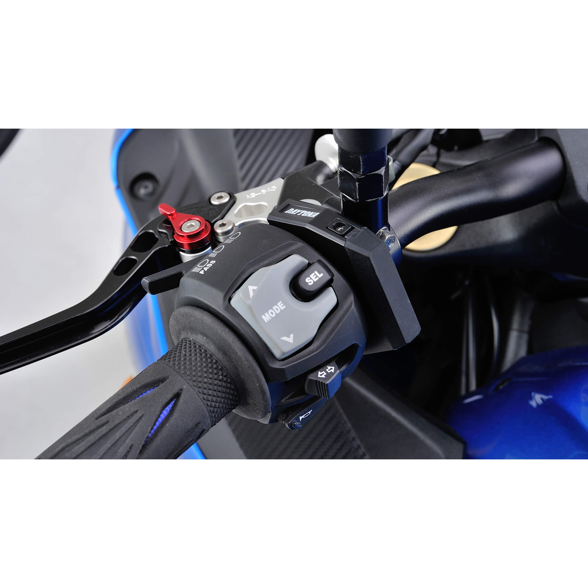 DAYTONA Corp. SLIM TYPE 1-way USB socket for handlebar mounting