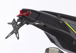 PROTECH 牌照支架套件，包括反射器和板式不锈钢/粉末涂层铝黑色