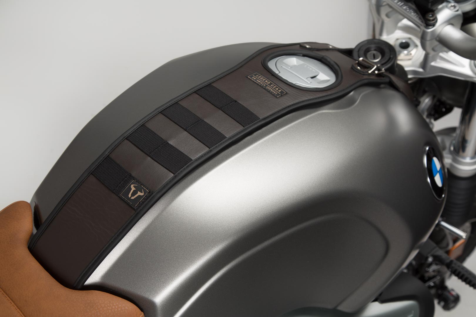 SW-Motech BMW R modèles nineT (14-). Pochette smartph. LA3. - BMW R modèles nineT (14-). Pochette smartph. LA3.