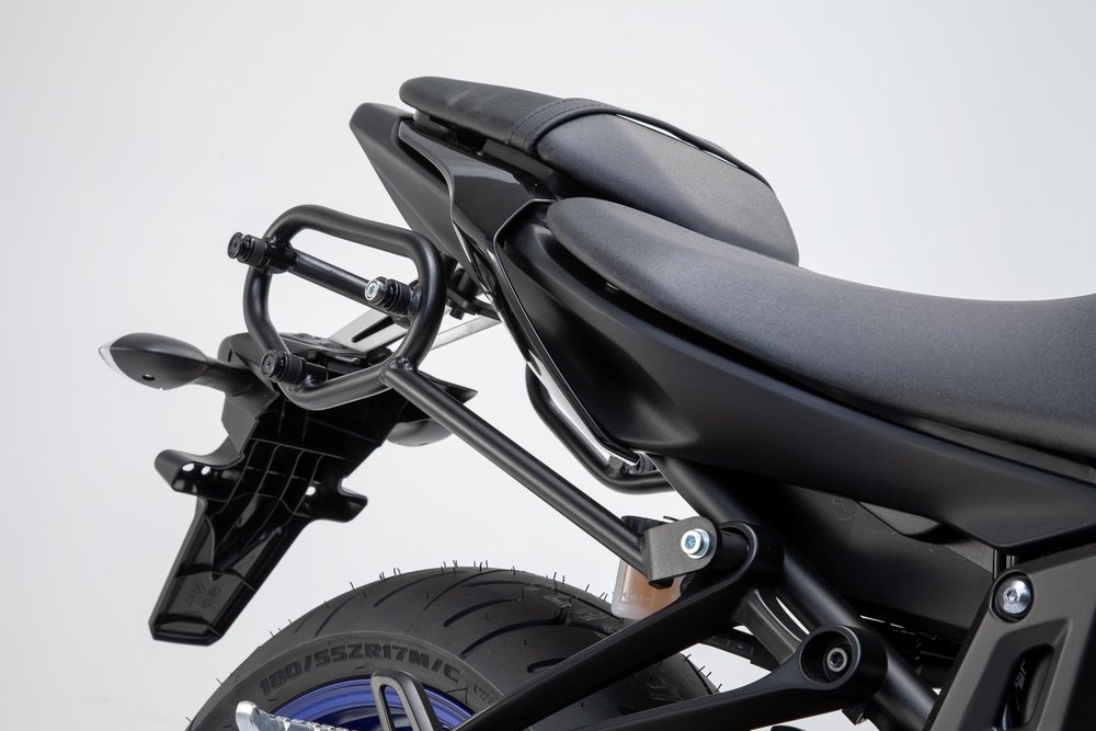 Боковой носитель SW-Motech SLC ушел - Yamaha MT-07 (18-).