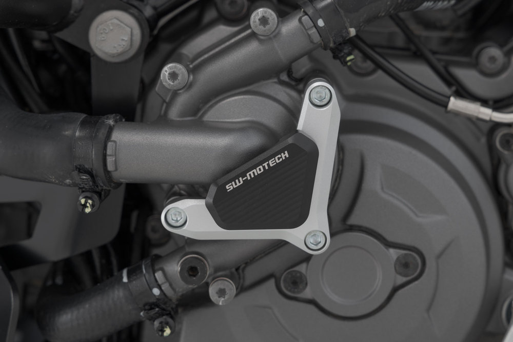 SW-Motech Vannpumpebeskyttelse - Sølv/svart. Ducati-modeller.
