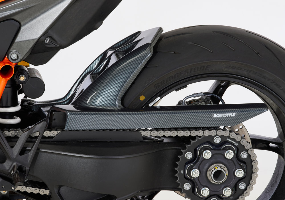 BODYSTYLE Hinterradabdeckung ABS Kunststoff Carbon Look