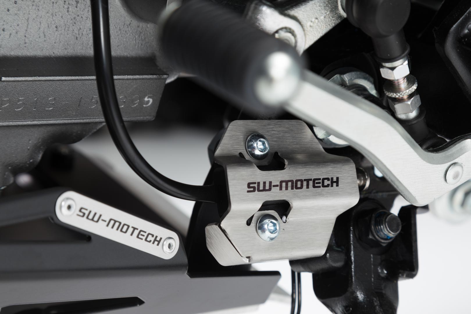 SW-Motech Suzuki V-Strom 650 / 650 XT (11-). - Suzuki V-Strom 650 / 650 XT (11-).