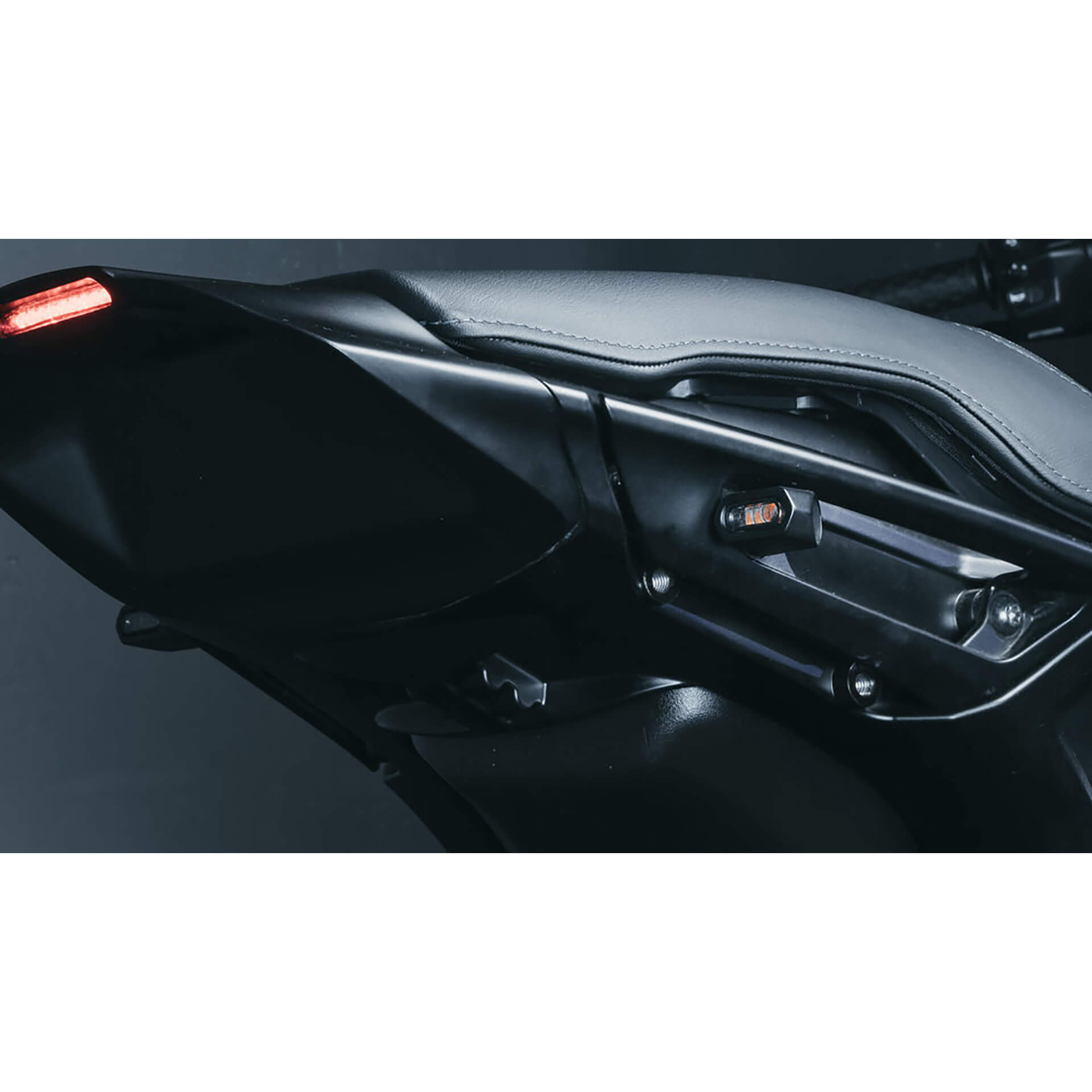 MOTOISM INDIAN Clignotant MINI, noir