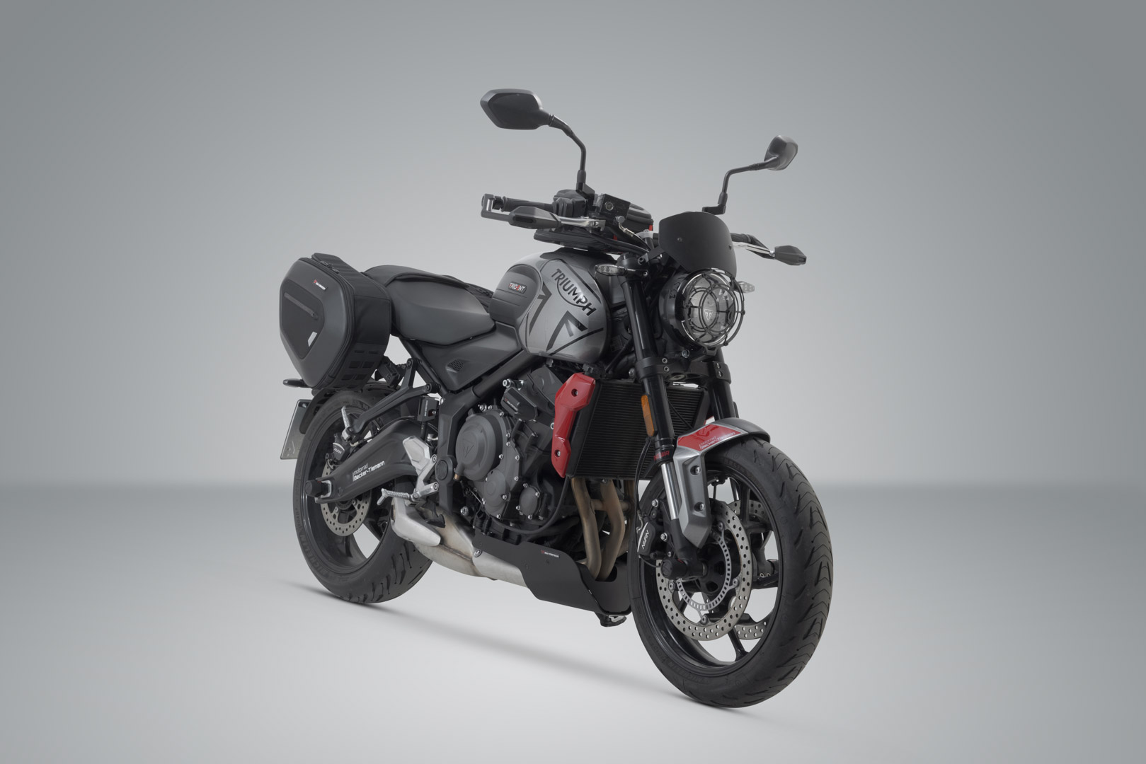 SW-Motech Triumph Trident 660 (21-). - Triumph Trident 660 (21-).